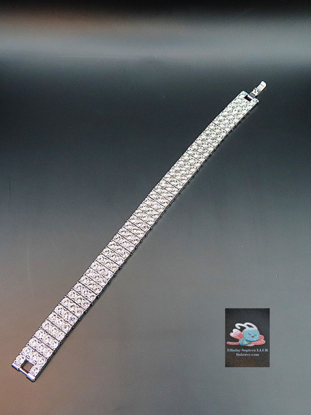 Rhinestone Silver Tone Bracelet 7.5"
